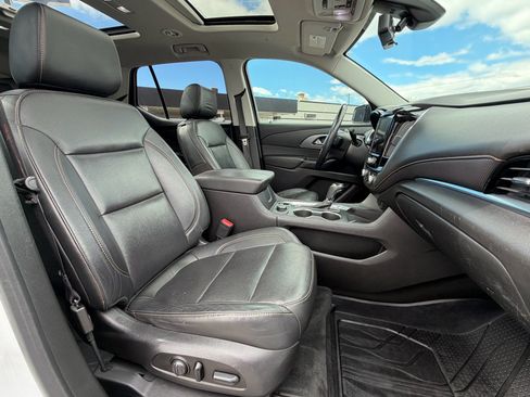 Used 2020 Chevrolet Traverse Premier w/ Redline Edition AWD/4WD image 16