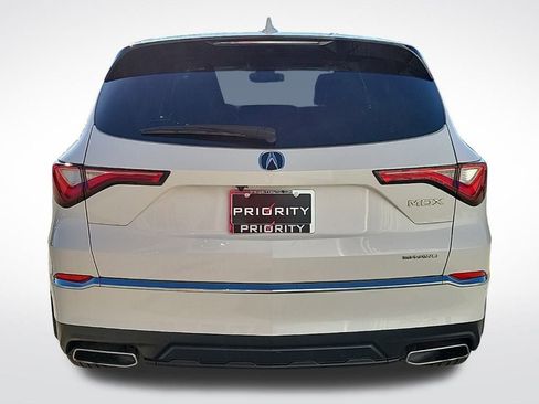 Used 2023 Acura MDX SH-AWD image 4