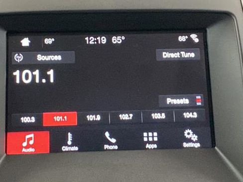 Used 2018 Ford Edge SEL w/ Equipment Group 201A image 14