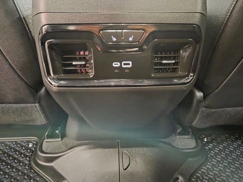 Used 2022 GMC Sierra 1500 AT4 w/ AT4 Premium Package image 82