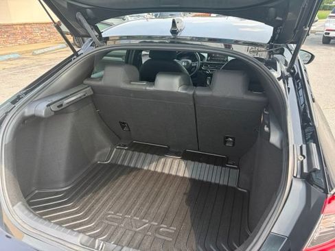 Used 2025 Honda Civic Sport image 27