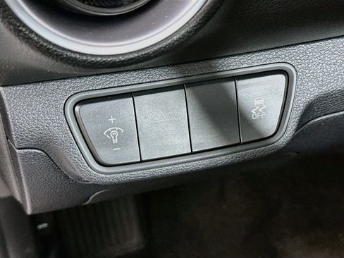 Used 2024 Kia Forte LXS FWD image 16