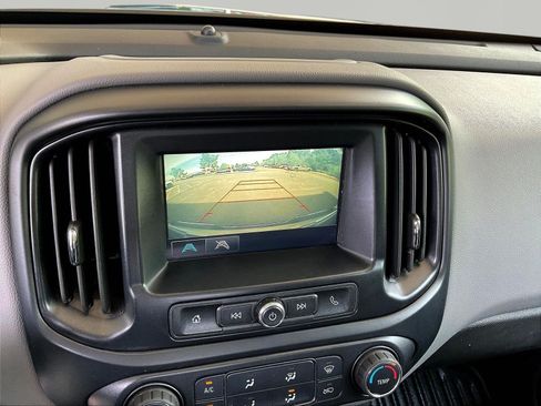 Used 2018 Chevrolet Colorado W/T RWD image 14