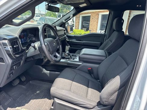 Used 2022 Ford F150 XLT w/ Equipment Group 302A High image 17