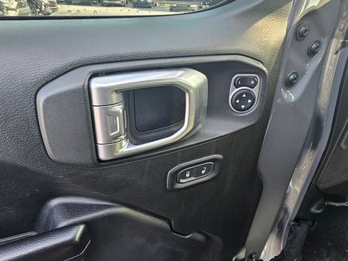 Used 2019 Jeep Wrangler Unlimited Rubicon AWD/4WD image 30