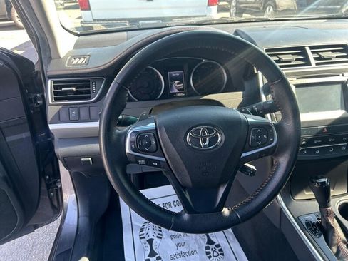Used 2015 Toyota Camry SE FWD image 15