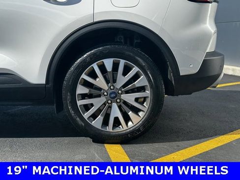 Used 2020 Ford Escape Titanium w/ Titanium Premium Package 2.0 image 35