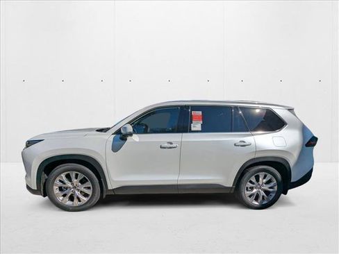 New 2026 Toyota Grand Highlander Limited image 5