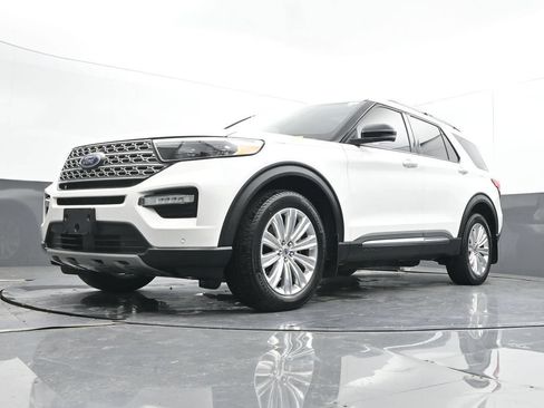Used 2024 Ford Explorer Limited w/ Limited Technology Package AWD/4WD image 27