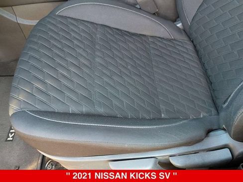 Used 2021 Nissan Kicks SV FWD image 15