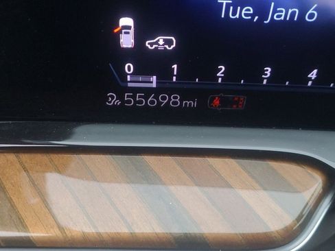 Used 2023 Cadillac Escalade ESV Premium Luxury Platinum w/ Heavy-Duty Trailer Package image 22