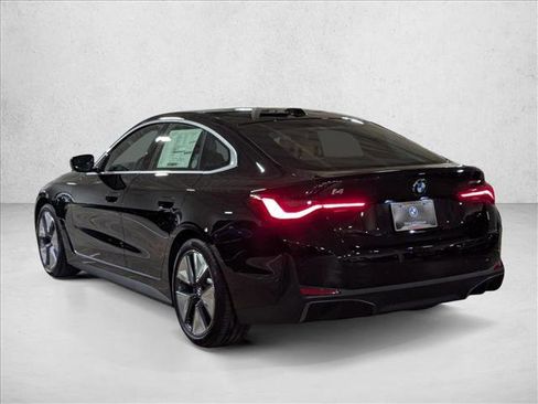 New 2026 BMW i4 xDrive40i image 8