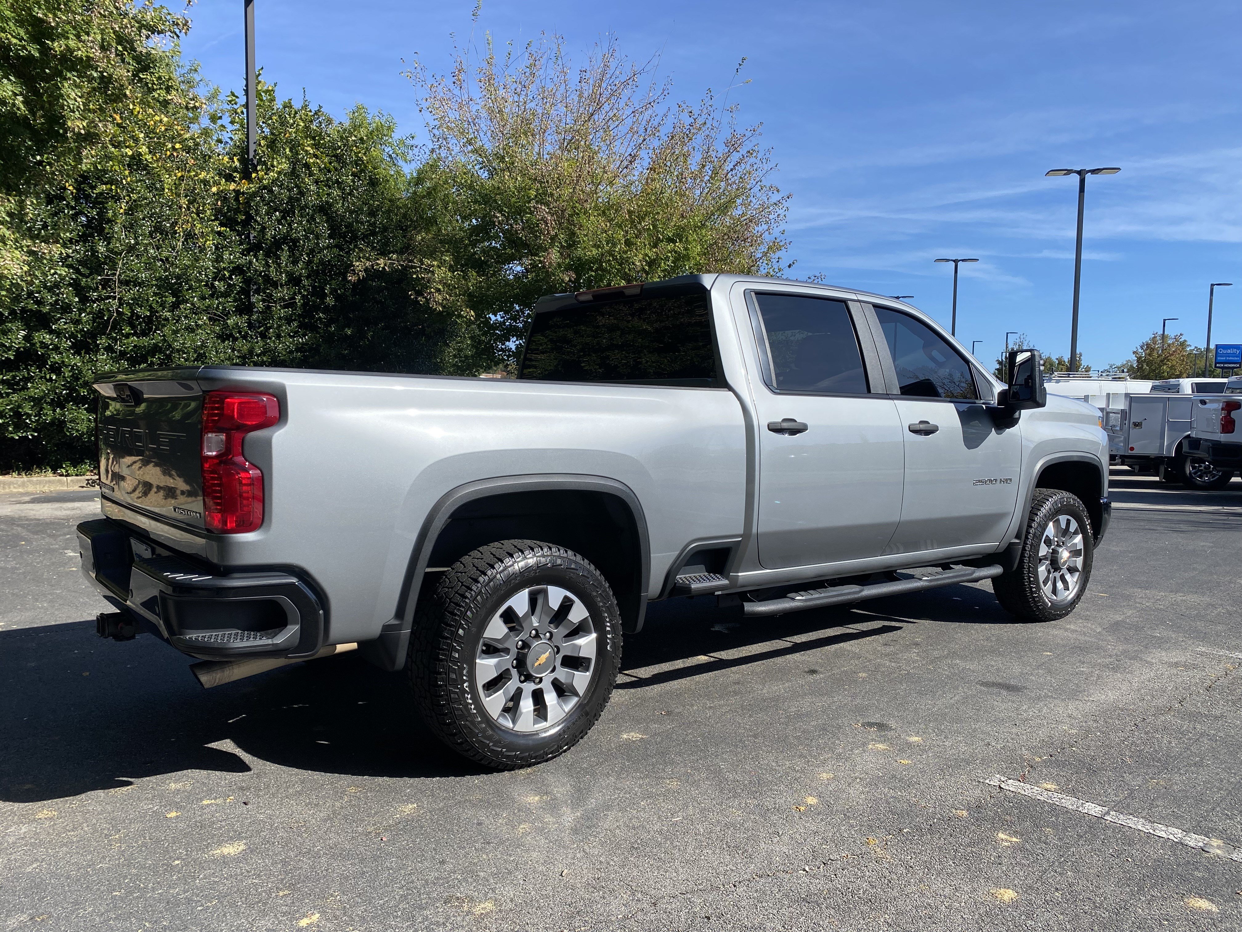 Used 2025 Chevrolet Silverado 2500 Custom w/ Custom Value Package AWD/4WD image 9