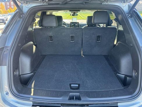 Used 2025 Chevrolet Blazer RS image 8