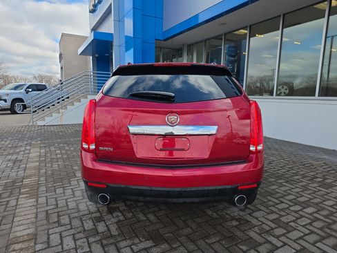 Used 2011 Cadillac SRX Luxury image 4