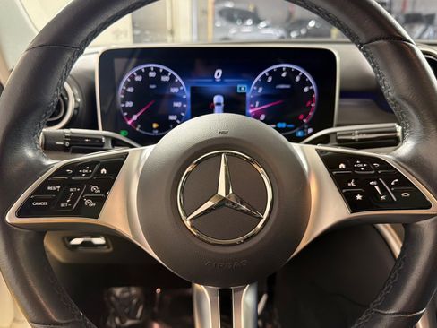 Used 2022 Mercedes-Benz C 300 Sedan image 21