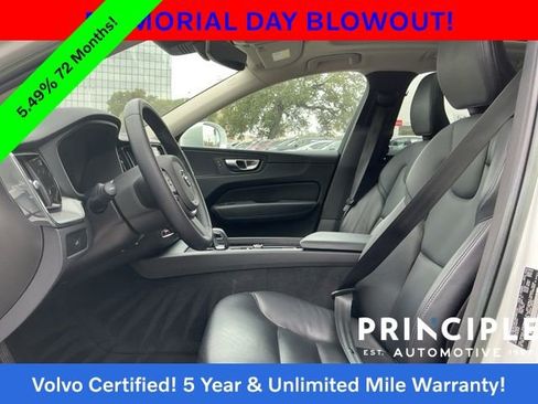 Certified 2023 Volvo XC60 B5 Core FWD image 30