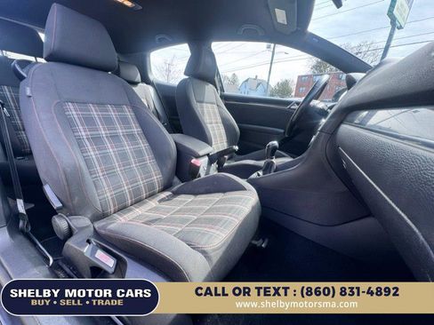 Used 2012 Volkswagen GTI 2-Door image 15