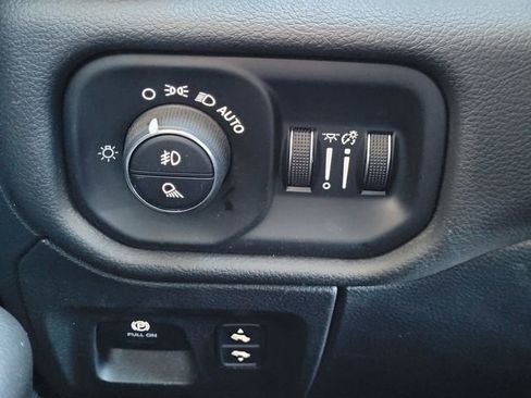 Certified 2025 RAM 1500 Big Horn image 14