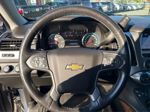 Used 2018 Chevrolet Tahoe Premier AWD/4WD image 17