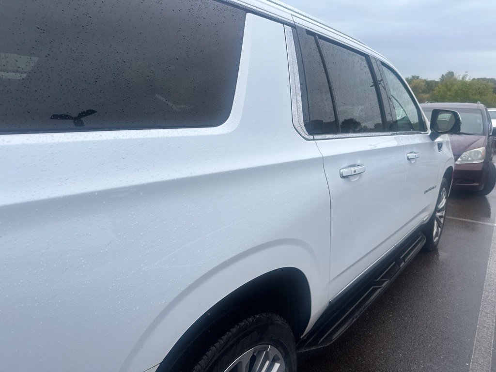 Used 2021 GMC Yukon XL Denali AWD/4WD image 11