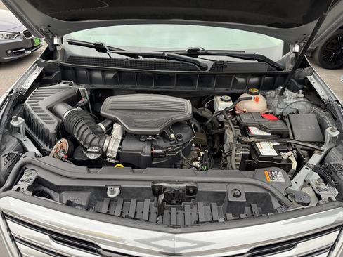 Used 2018 Cadillac XT5 Premium Luxury image 36