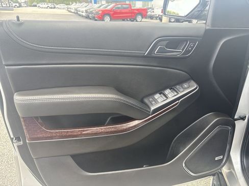 Certified 2020 GMC Yukon SLE w/ Convenience Package image 19