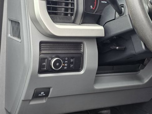 Used 2024 Ford F250 XL w/ XL Driver Assist Package RWD image 20