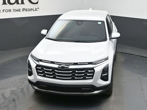 New 2026 Chevrolet Equinox LT w/ Convenience Package II image 24