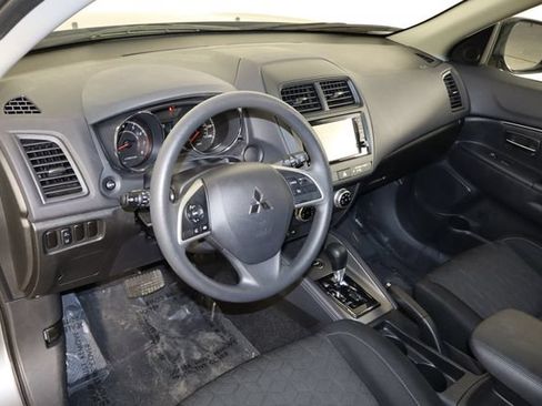 Used 2025 Mitsubishi Outlander Sport ES AWD/4WD image 23
