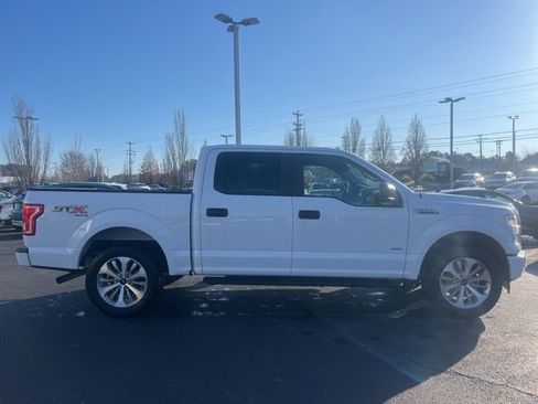 Used 2017 Ford F150 XL w/ Equipment Group 101A Mid image 5