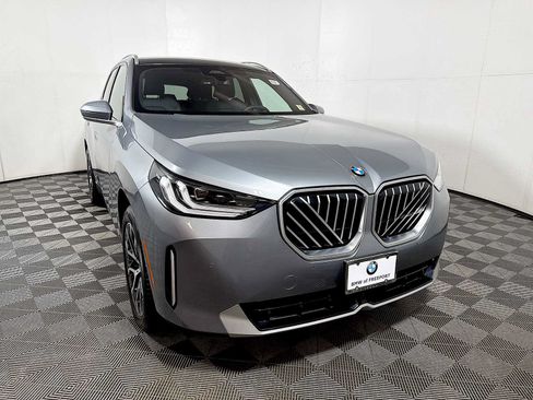 Used 2026 BMW X3 xDrive30i w/ Convenience Package AWD/4WD image 2