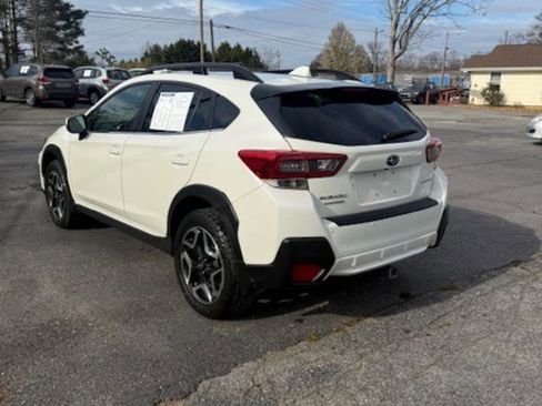 Used 2020 Subaru Crosstrek 2.0i Limited w/ Moonroof Package w/Navigation AWD/4WD image 9