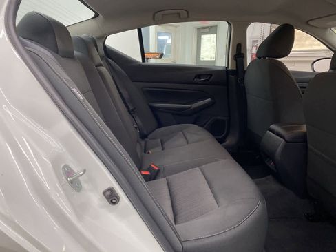 Used 2025 Nissan Altima 2.5 SV image 18