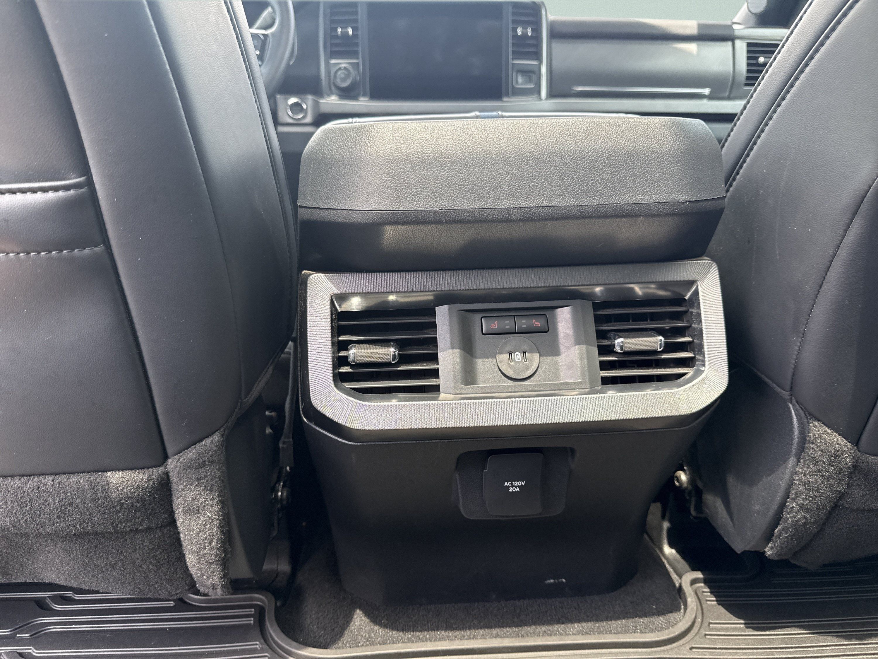 Used 2025 Ford F250 Platinum AWD/4WD image 28