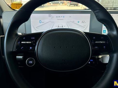 Used 2022 Hyundai Ioniq 5 SE image 25