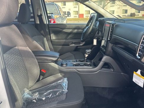New 2025 Ford Ranger XLT w/ FX4 Off-Road Package image 13