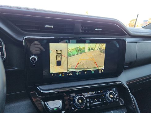 Used 2023 GMC Sierra 1500 AT4 w/ AT4 Premium Package image 18