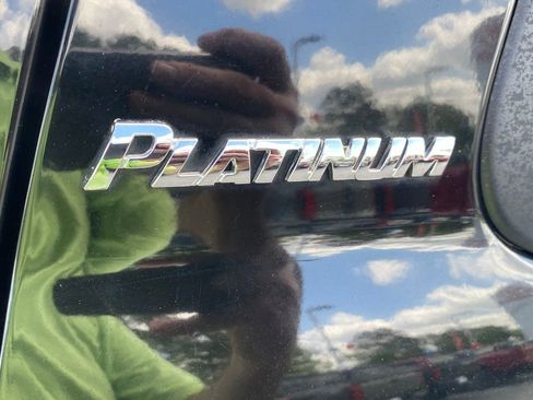 Used 2015 Toyota Sequoia Platinum RWD image 17