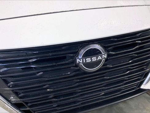 Used 2025 Nissan Altima 2.5 SV image 28