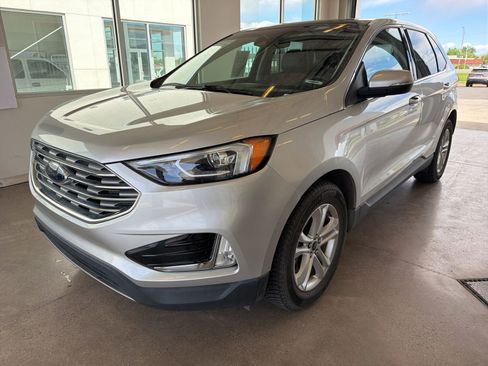 Used 2019 Ford Edge SEL w/ Equipment Group 201A AWD/4WD image 4