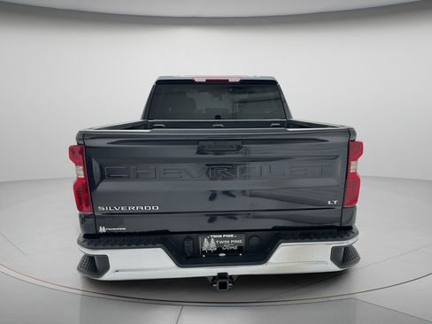 Used 2024 Chevrolet Silverado 1500 LT AWD/4WD image 7