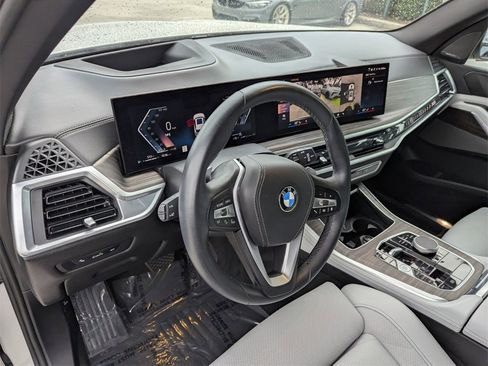 Certified 2024 BMW X5 sDrive40i w/ Premium Package image 10