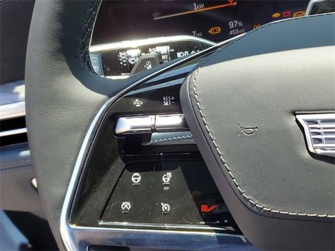 New 2025 Cadillac Escalade IQ Luxury 2 w/ LPO, Radiant Package image 11