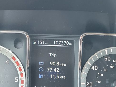 Used 2018 Nissan Titan S w/ S Utility Package image 25