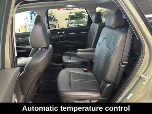Used 2025 Kia Sorento SX AWD/4WD image 6