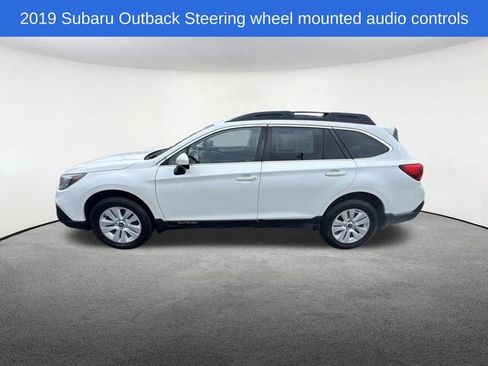 Used 2019 Subaru Outback 2.5i Premium image 13