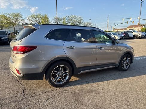 Used 2017 Hyundai Santa Fe Limited AWD/4WD image 5