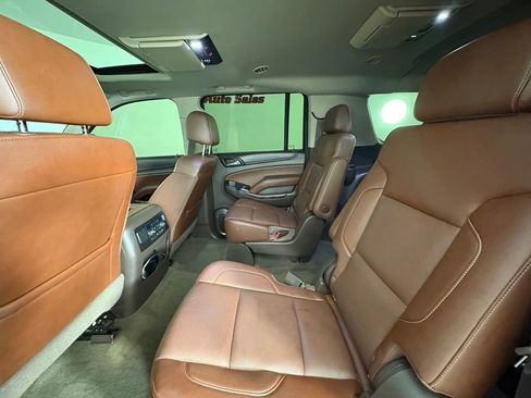 Used 2017 Chevrolet Suburban Premier AWD/4WD image 47