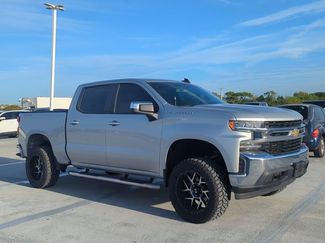 Used 2022 Chevrolet Silverado 1500 LT video 3